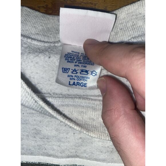 Vintage Yuengling Americas Oldest Brewery Beer Sweatshirt USA Made Men's L 90s - Picture 4 of 7